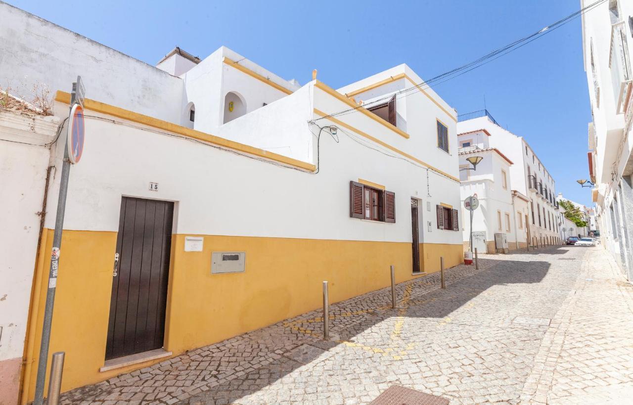 J - Casa Do Farol Guesthouse Лагос Екстериор снимка