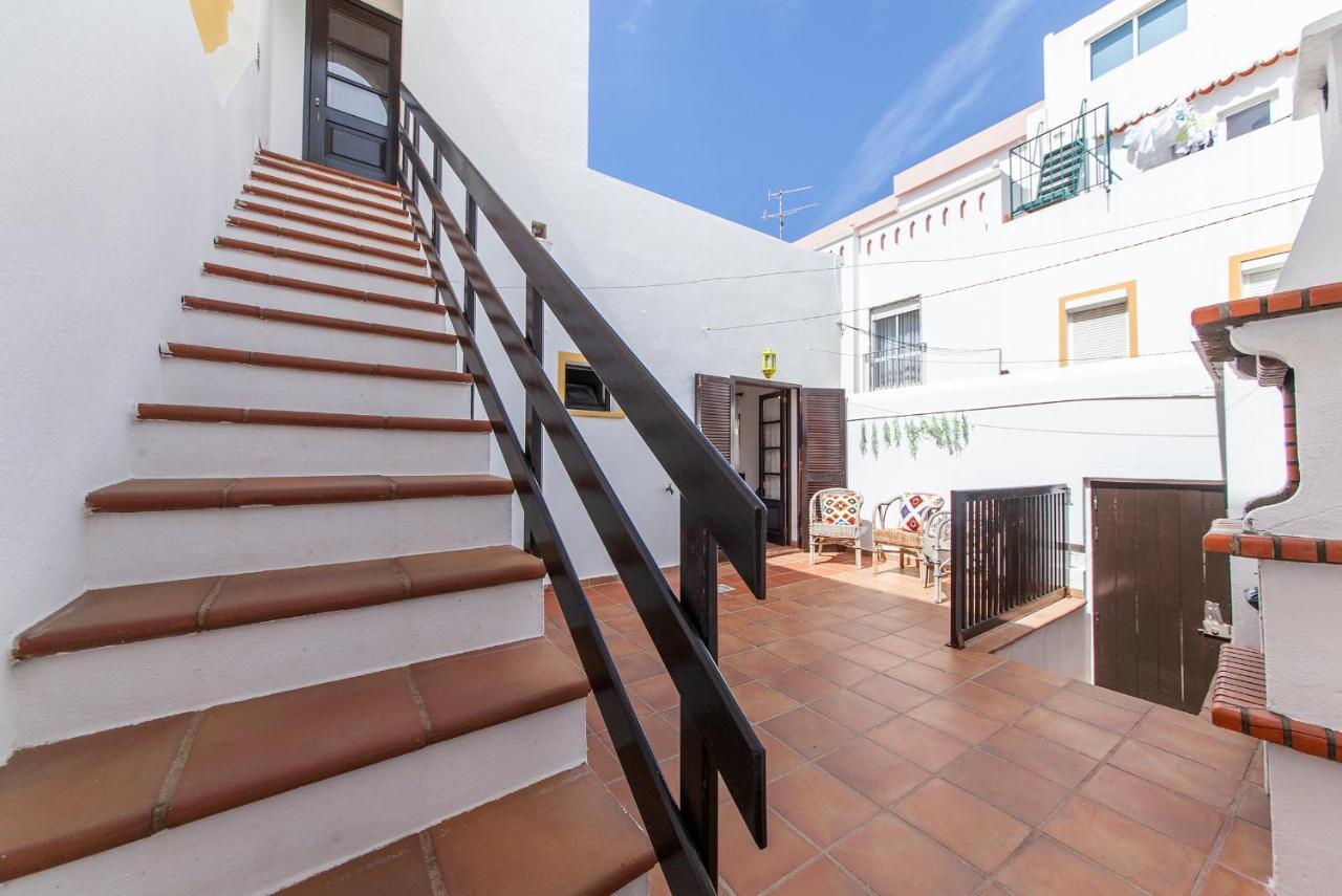 J - Casa Do Farol Guesthouse Лагос Екстериор снимка