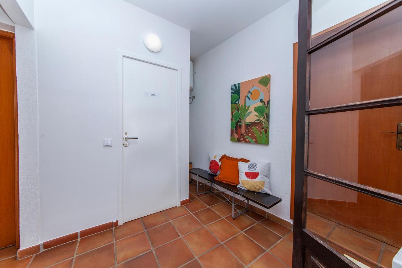 J - Casa Do Farol Guesthouse Лагос Екстериор снимка